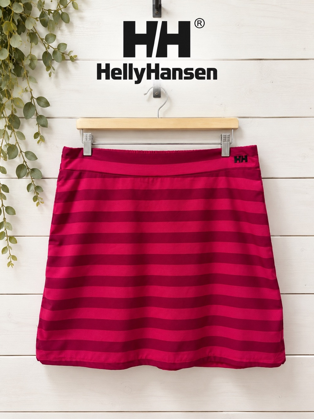 Helly Hansen Lightweight Quick-Dry Striped Skirt – Size XL